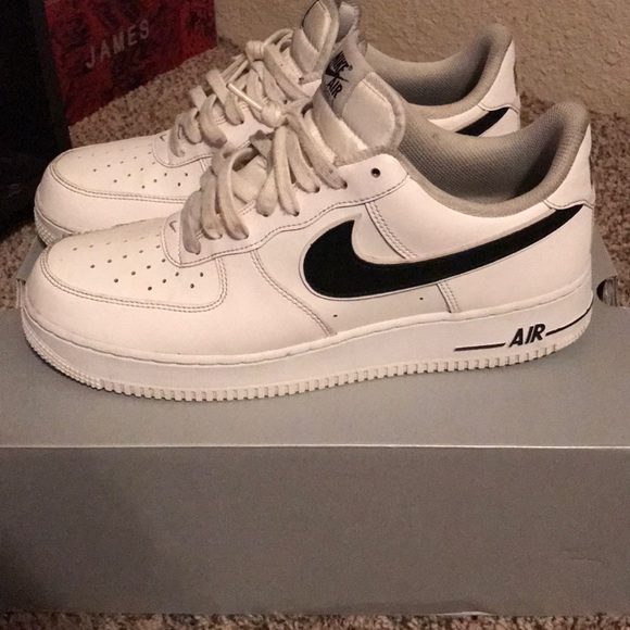 AF1 - Picture 3 of 4